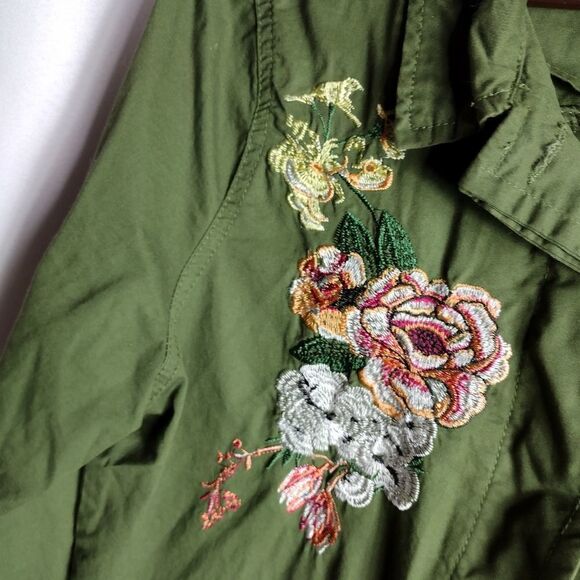 Ashley by 26 International Downtown Collection jacket - Picture 5 of 10